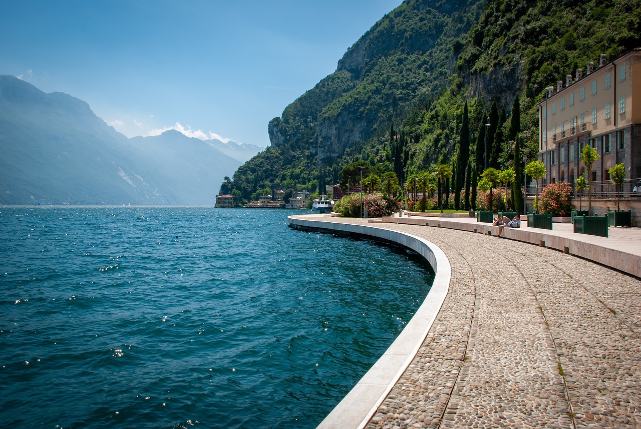 Lake of Como Adventure 15 Days